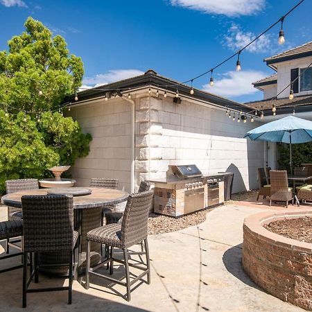 Grand Contento By Avantstay Extraordinary Estate W Pool Hot Tub Movie Room Temecula Exterior foto
