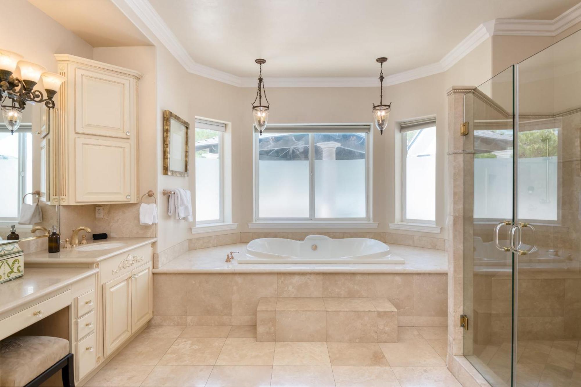 Grand Contento By Avantstay Extraordinary Estate W Pool Hot Tub Movie Room Temecula Exterior foto